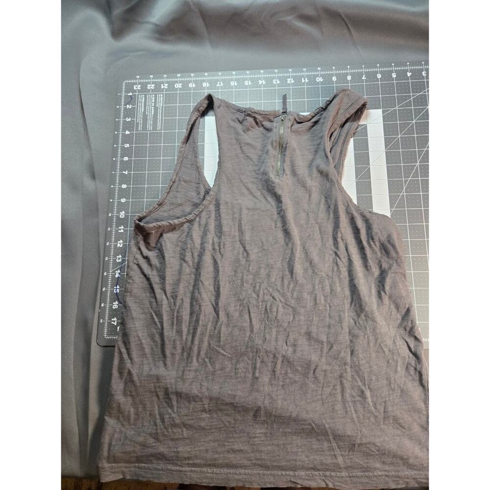 J. Crew Women's relaxed Scoopneck Tank Top With Back Keyhole Size Medium